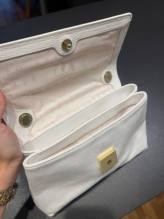 Ted Baker Taschen für Damen: Ted Baker Tasche – Gebraucht aus Wabern von mel_tg52 2