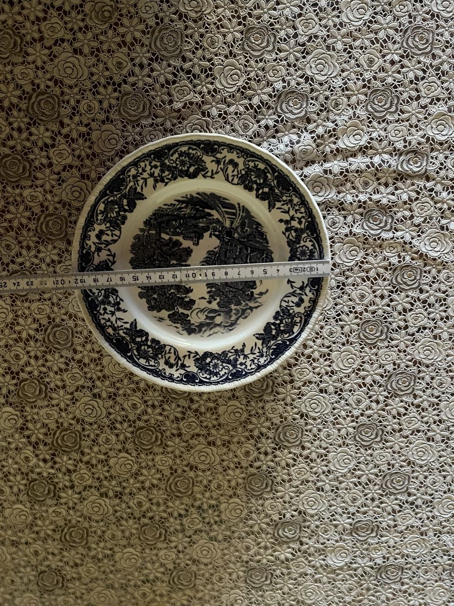 Assiettes: 3x Royal Tudor Ware "Olde England" – D'occasion à Belprahon par val_h9hx 2
