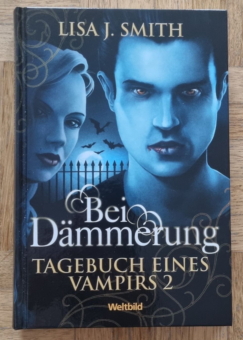 Libri: Bei Dämmerung. Tagebuch eines Vampirs. Band 2 – Usato da Urtenen-Schönbühl venduto da Kahru