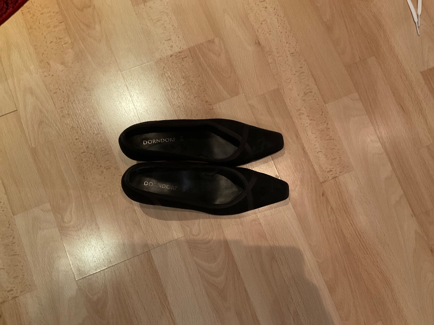 Scarpe da donna: Einmal benutzte Pumps mit 3 cm Absatz – Usato da Zürich venduto da kle_2zhj