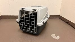 Transportbox für Katzen und ähnlich grosse Tiere