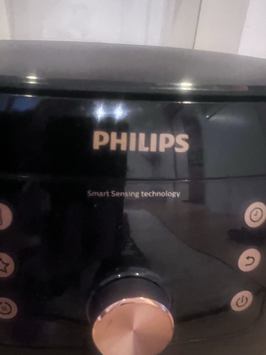 Philips Elettrodomestici da cucina: Philips Heissluftfritteuse  – Usato da Glattfelden venduto da maa_qcj8 1