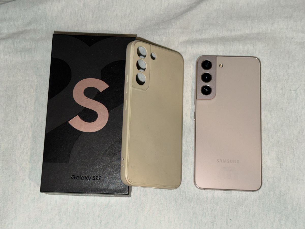 Samsung Telefoni cellulari / Smartphones: Samsung Galaxy S22 pink 256GB – Usato da Olten venduto da TonaF