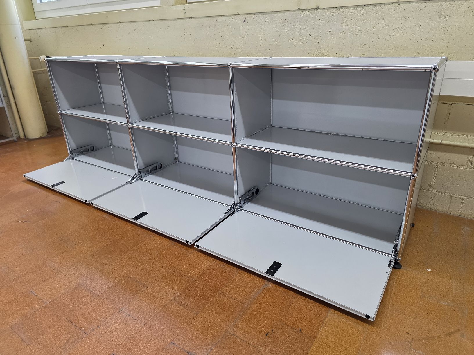 USM Scaffali: Designer Regal USM Haller grau – Usato da Lichtensteig venduto da Polsterwerk 4