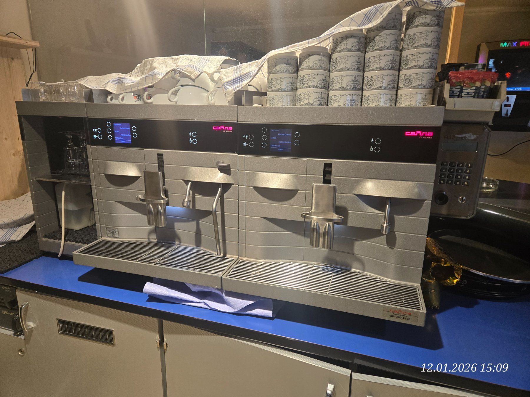 Macchine per caffè & Macchine per espresso: Gastro 2 Kaffemaschienen Cafina Alpha – Usato da Erstfeld venduto da Gina033 4