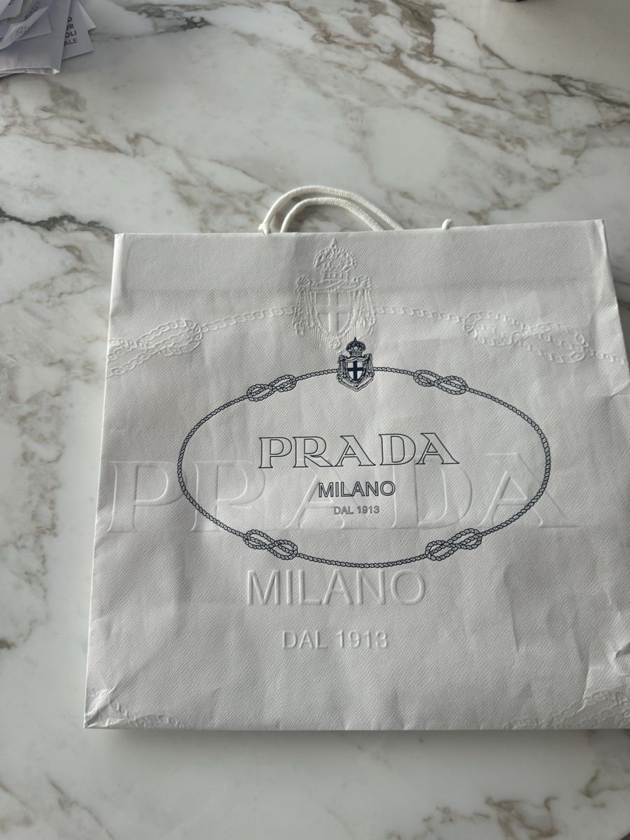 Prada Cappotti: Prada Mantel (Grösse 40) – Nuovo (secondo la descrizione) da Zürich venduto da SAM16 4