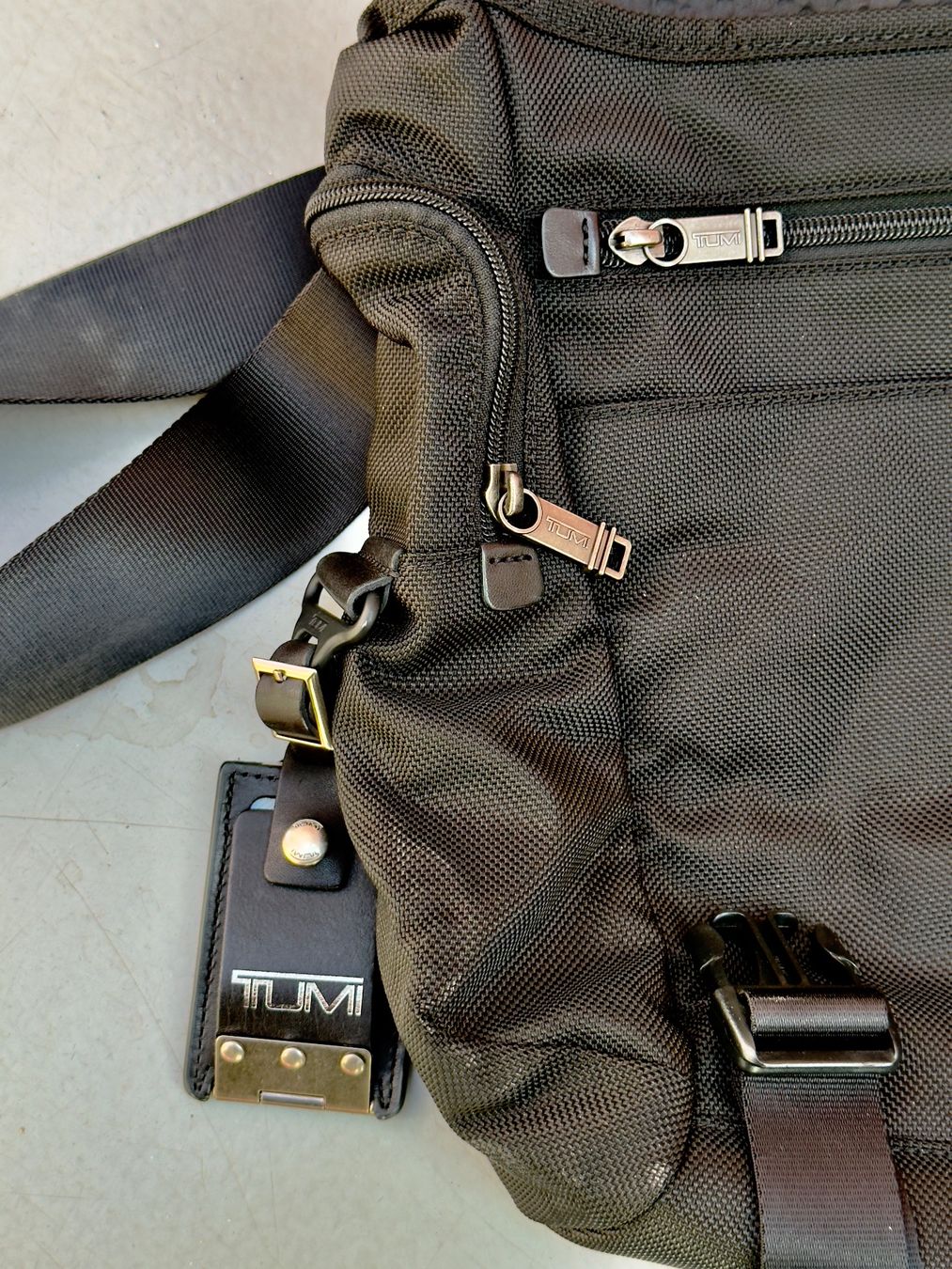 Tumi Borse: Umhängetasche Tumi Alpha Ballistic – Usato da Arlesheim venduto da auktio999 4