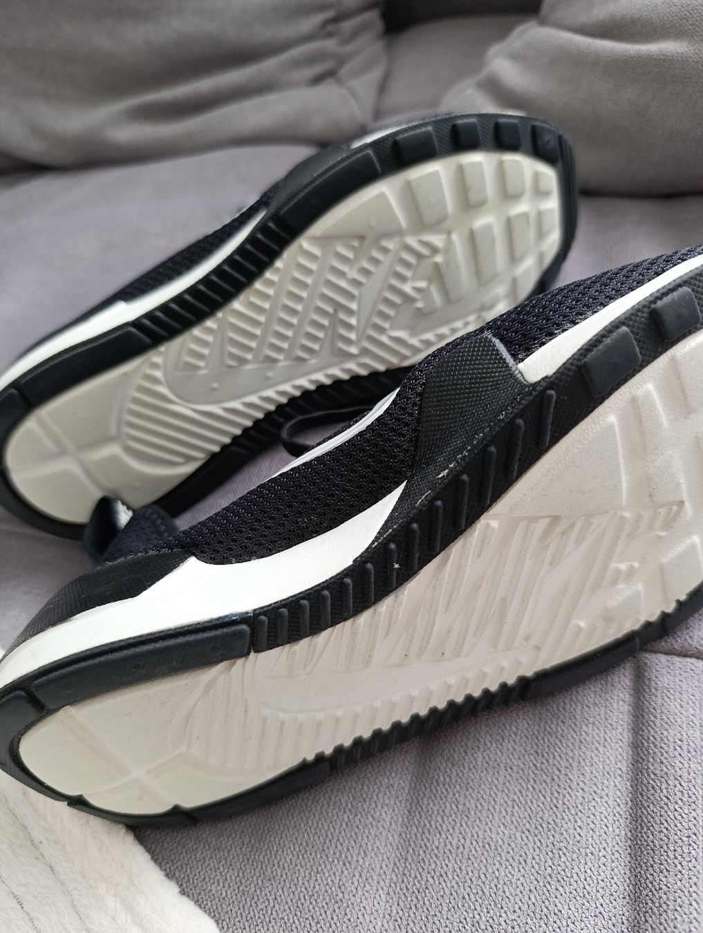 Nike Scarpe da uomo: Nike Sneaker Gr. 38.5 – Usato da Bellach venduto da TORA4 3