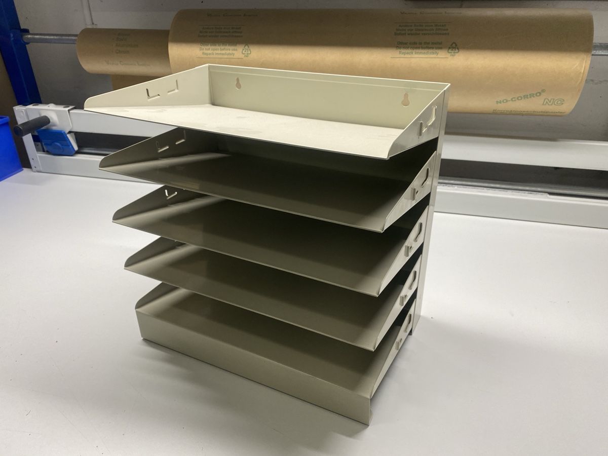Sistemi di archiviazione: Vintage Papierablage ab 1.- – Usato da Wabern venduto da HK-Design 1