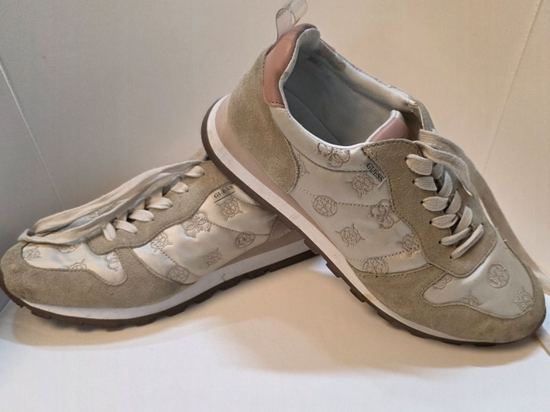 Guess Scarpe da donna: GUESS Sneaker Damen 40 – Usato da Altstätten SG venduto da Calendula-7 1