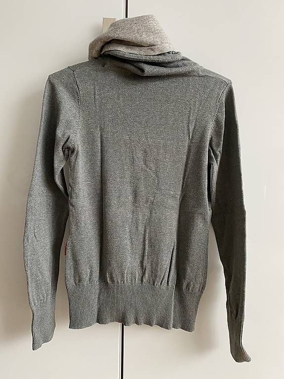 Maglioni & Felpe: Pullover / Shirt NAKETANO Gr. M – Usato da Schmerikon venduto da sab_6ppz 1