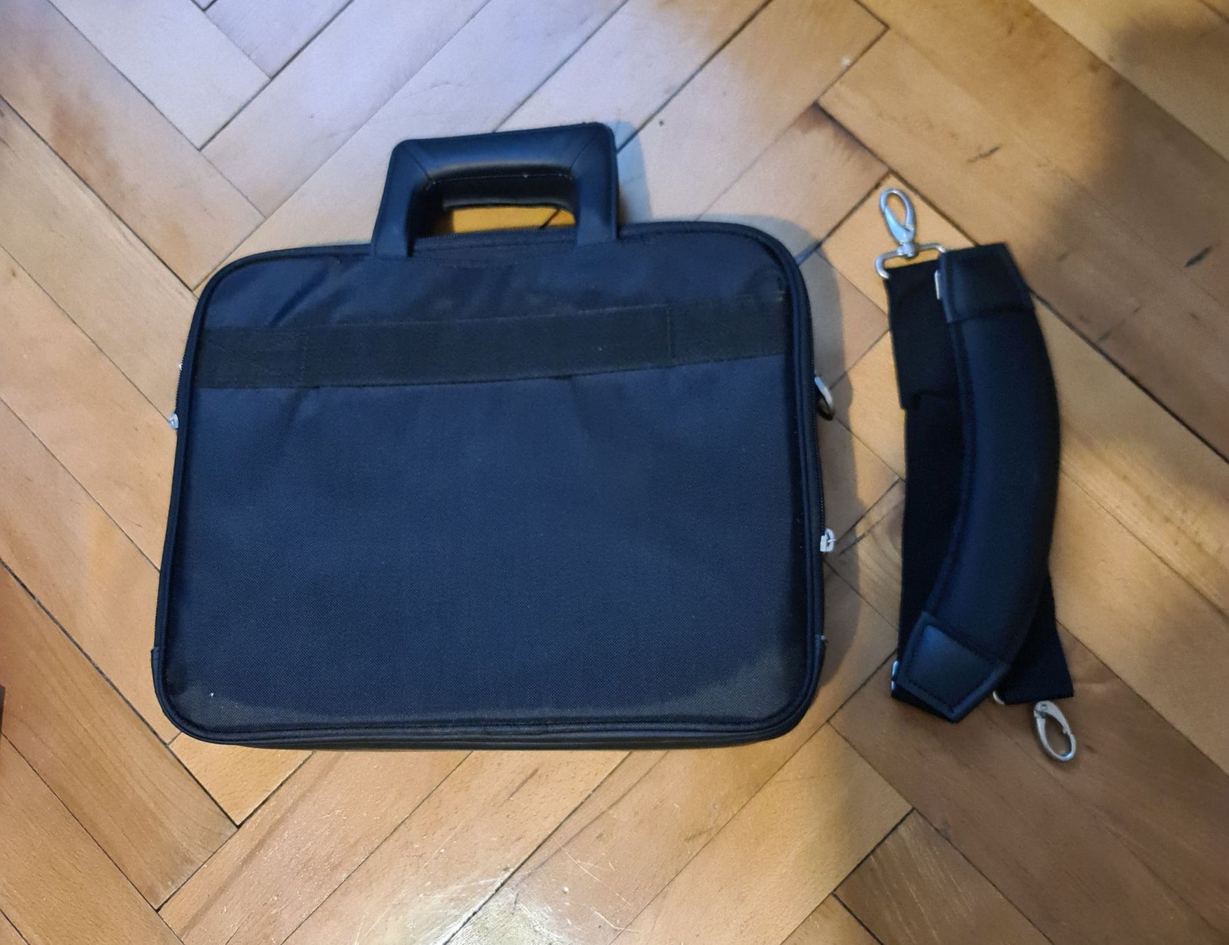 Dell Borse: Dell Laptop Tasche – Usato da zürich venduto da R-N-J 1