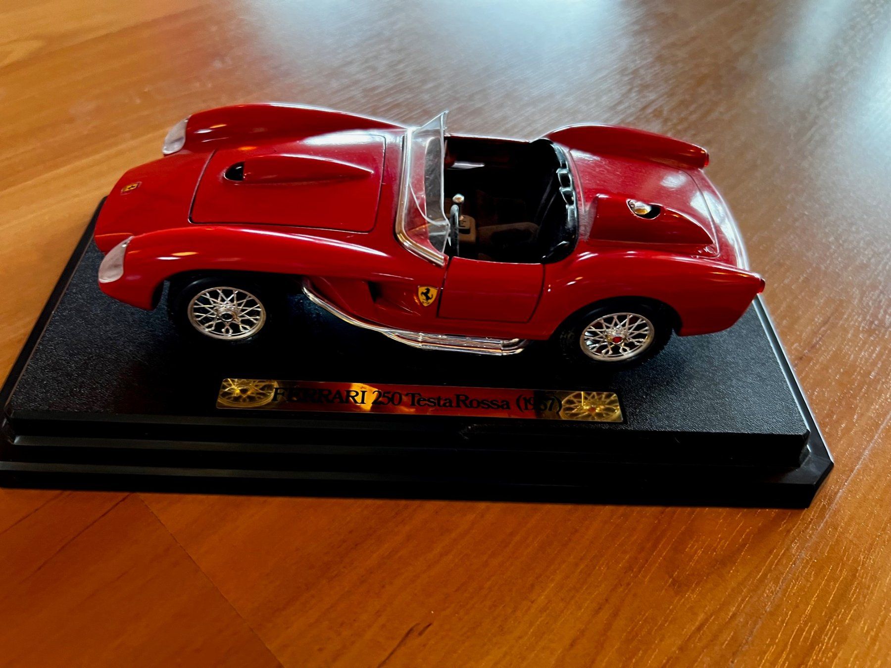 Ferrari Modellini d'auto: Modellauto Ferrari 250 TestaRossa (1957) – Usato da Zollikerberg venduto da chr_qb28 3