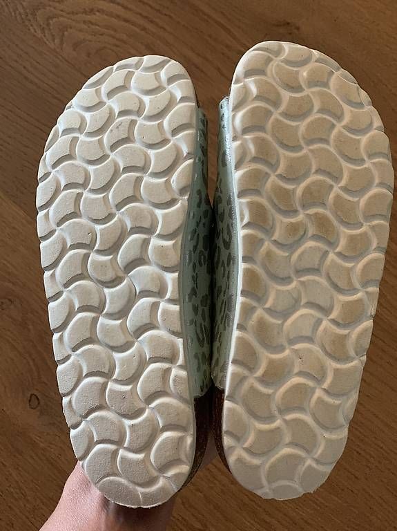 Scarpe per ragazzi: Biolife Finken Hausschuhe Grösse 35 – Usato da Oberlunkhofen venduto da weininchen 3