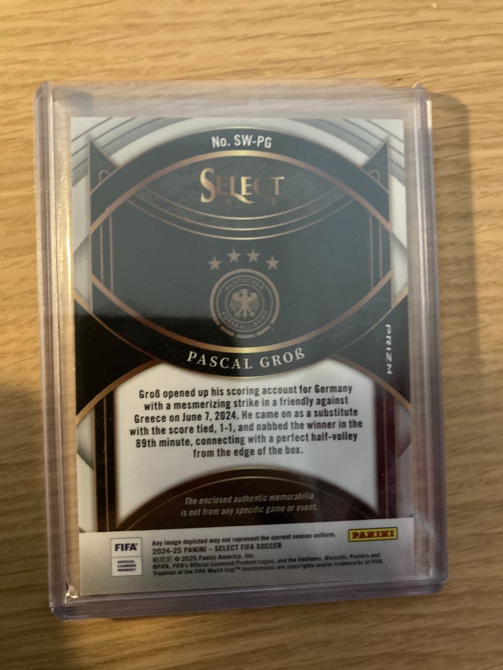 Panini Sammelbilder & Trading cards: Panini Select 2024-25 -  Pascal Gross Patch – Gebraucht aus La Tour-de-Peilz von Tyalos_Cards 1