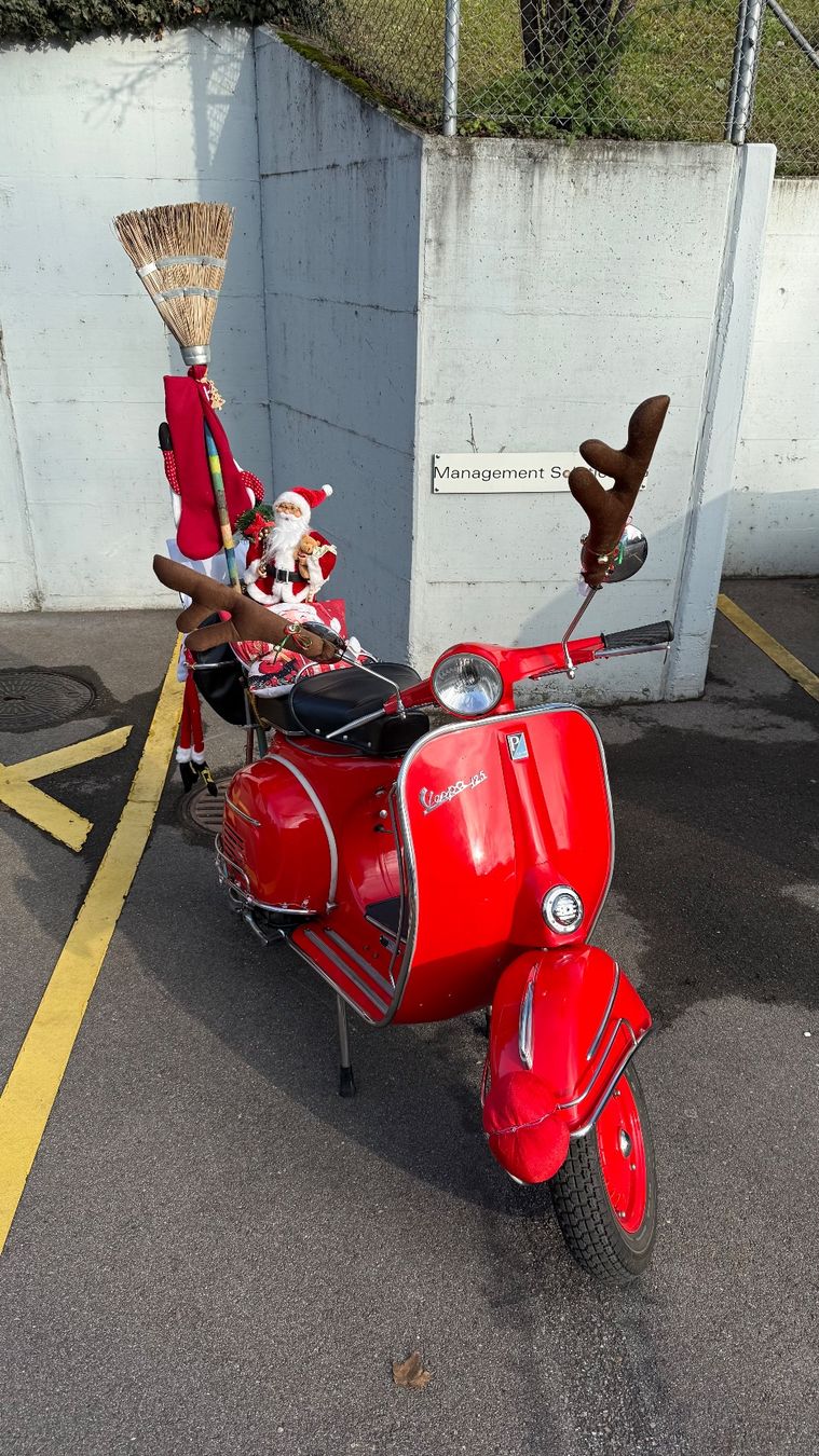 Piaggio Altro: Komplett restaurierte, wunderschöne 125er Vespa 1966 – Usato da Oberengstringen venduto da mk2_tcy7 6