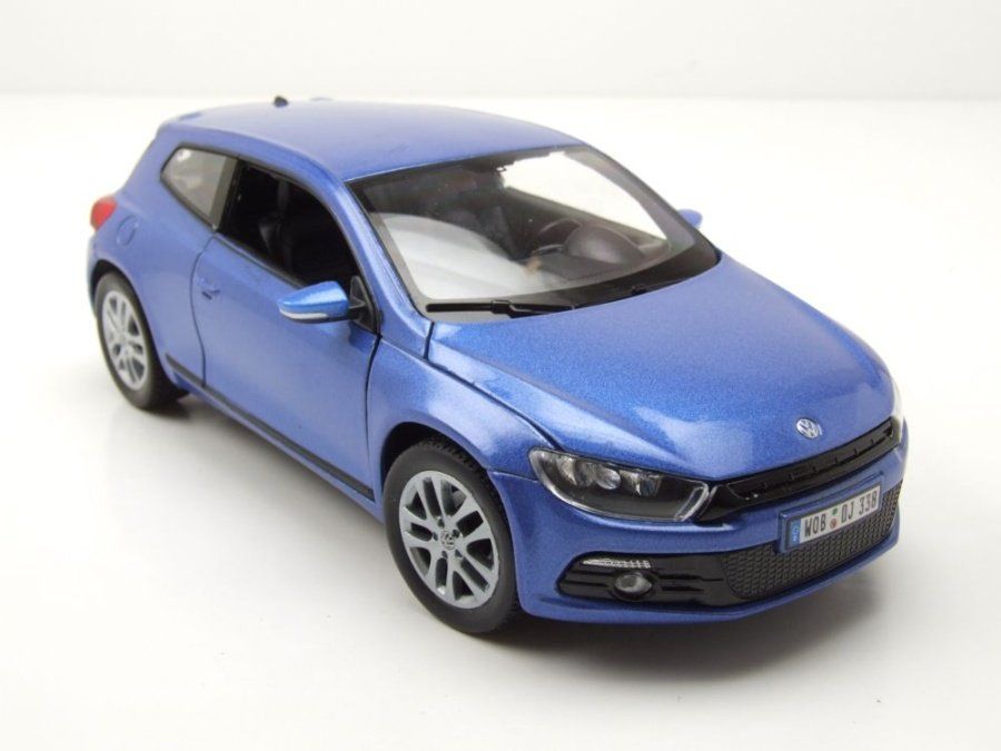 Volkswagen Modellini d'auto: VW Scirocco III Coupé Phase I 2008-2014 blau met.       1:24 – Nuovo e nell'imballaggio originale da Gerlafingen venduto da espero88 5