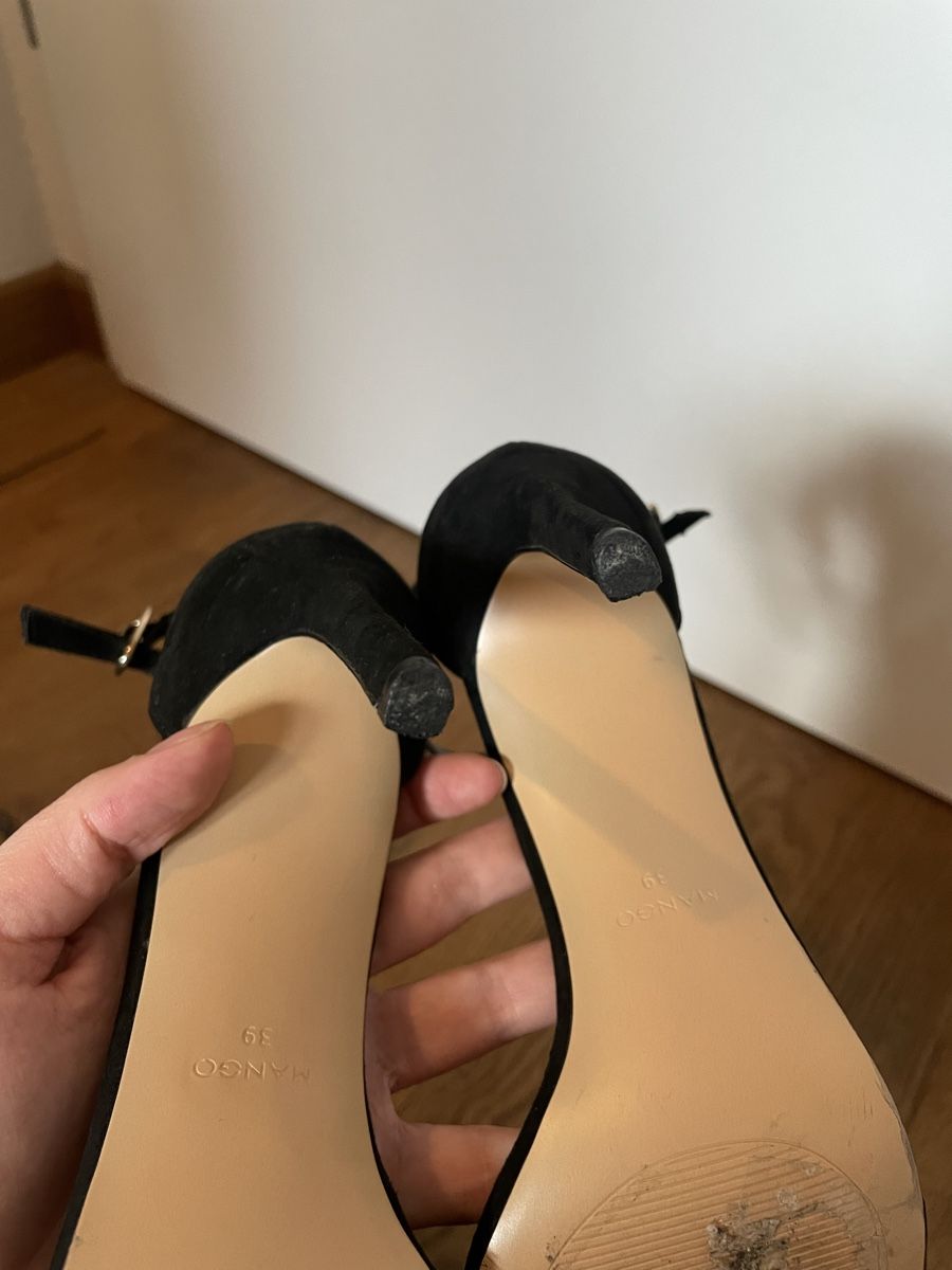 Mango Damenschuhe: Black Mango Suede Heels, size 39 – Gebraucht aus Roche VD von closetcleanse 5