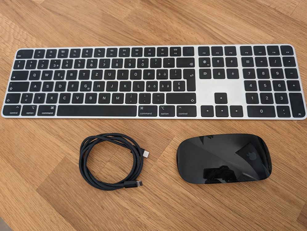 Apple Magic Keyboard und Mouse (black / wireless / 2022) | Kaufen auf ...