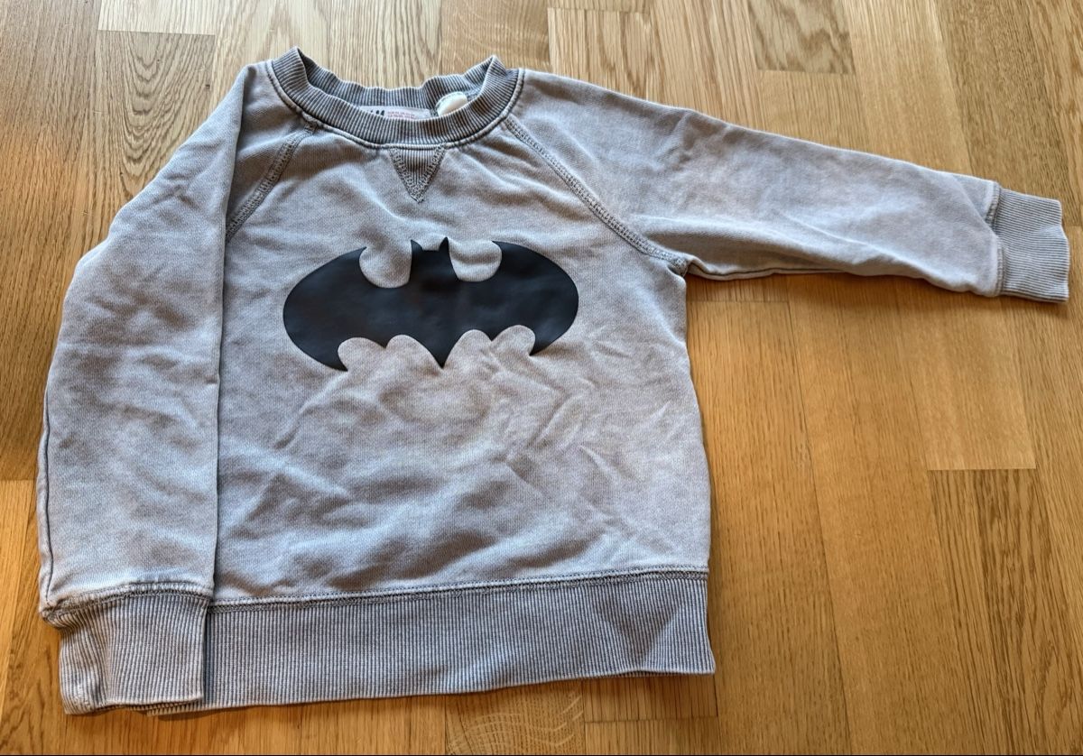 H&M Maglioni & Felpe: H&M - Pull Batman, taille 92, idéal pour l'automne! – Usato da Genève venduto da valmath