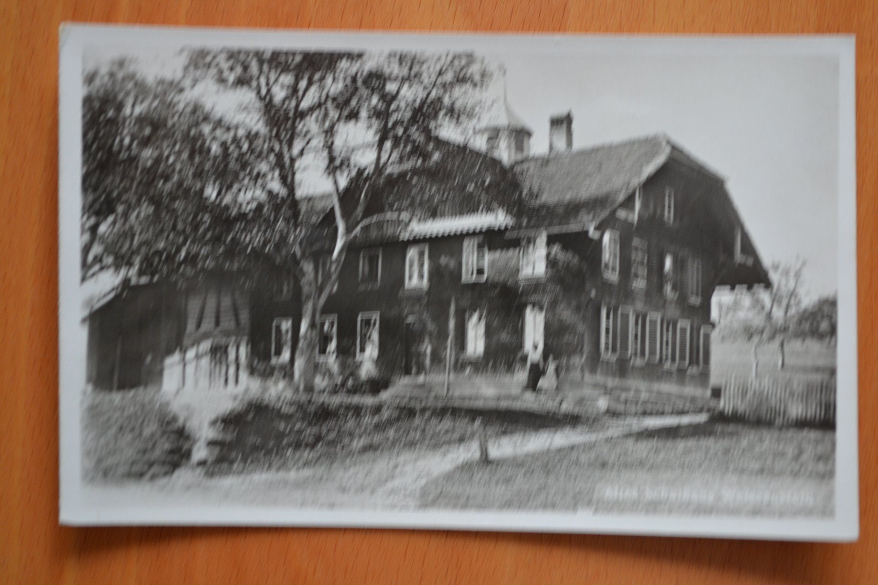 Cartoline postali: AK Altes Schulhaus Weissenstein – Usato da Beinwil am See venduto da kajak55