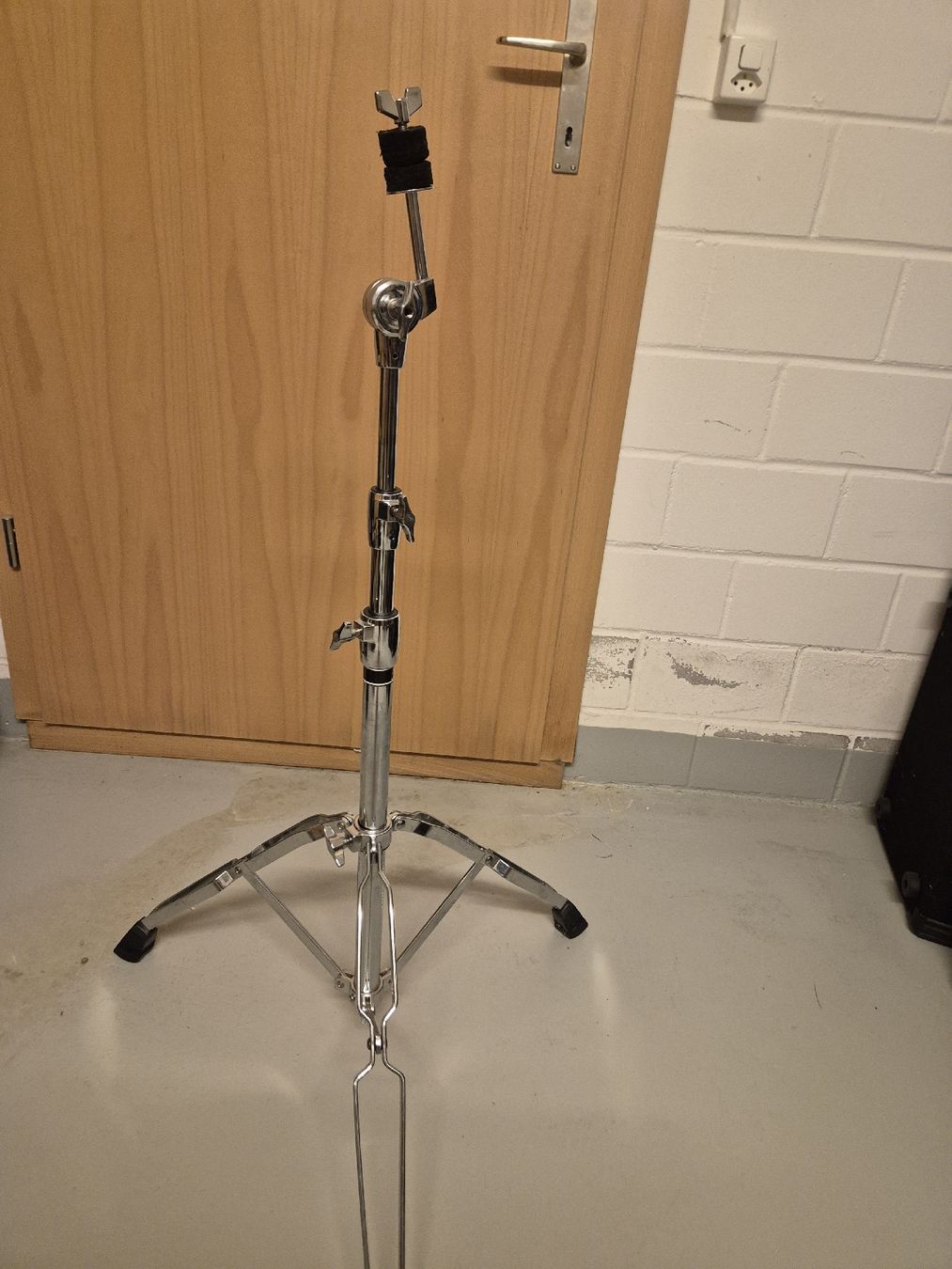 Strumenti musicali: Pearl doppelstrebiger Beckenständer – Usato da Busswil BE venduto da Thomthom1