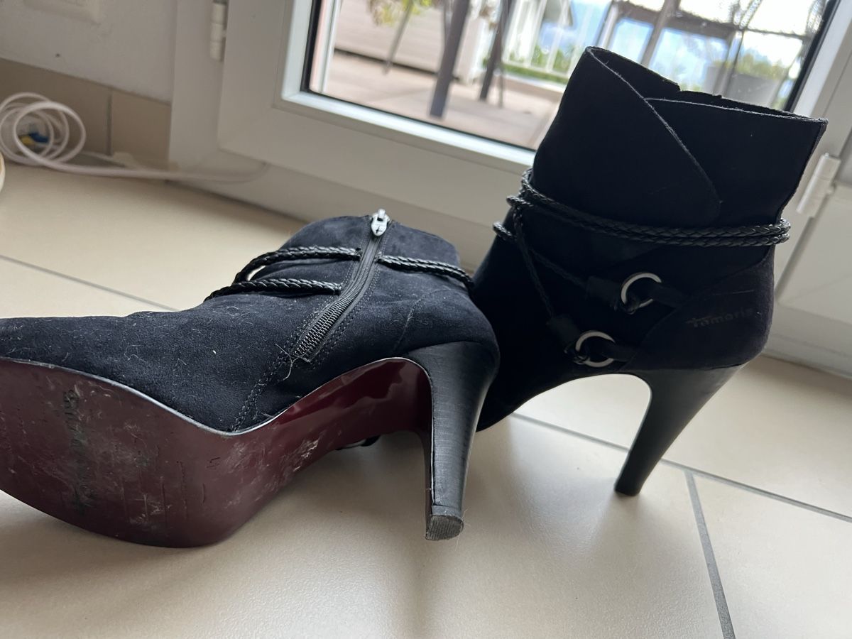 Scarpe da donna: Bottines à talon taille 41 marque tamaris – Usato da Vouvry venduto da Prune-el 1