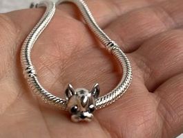 Süsses Armband aus Silber mit Hunde-Charm, 20 см