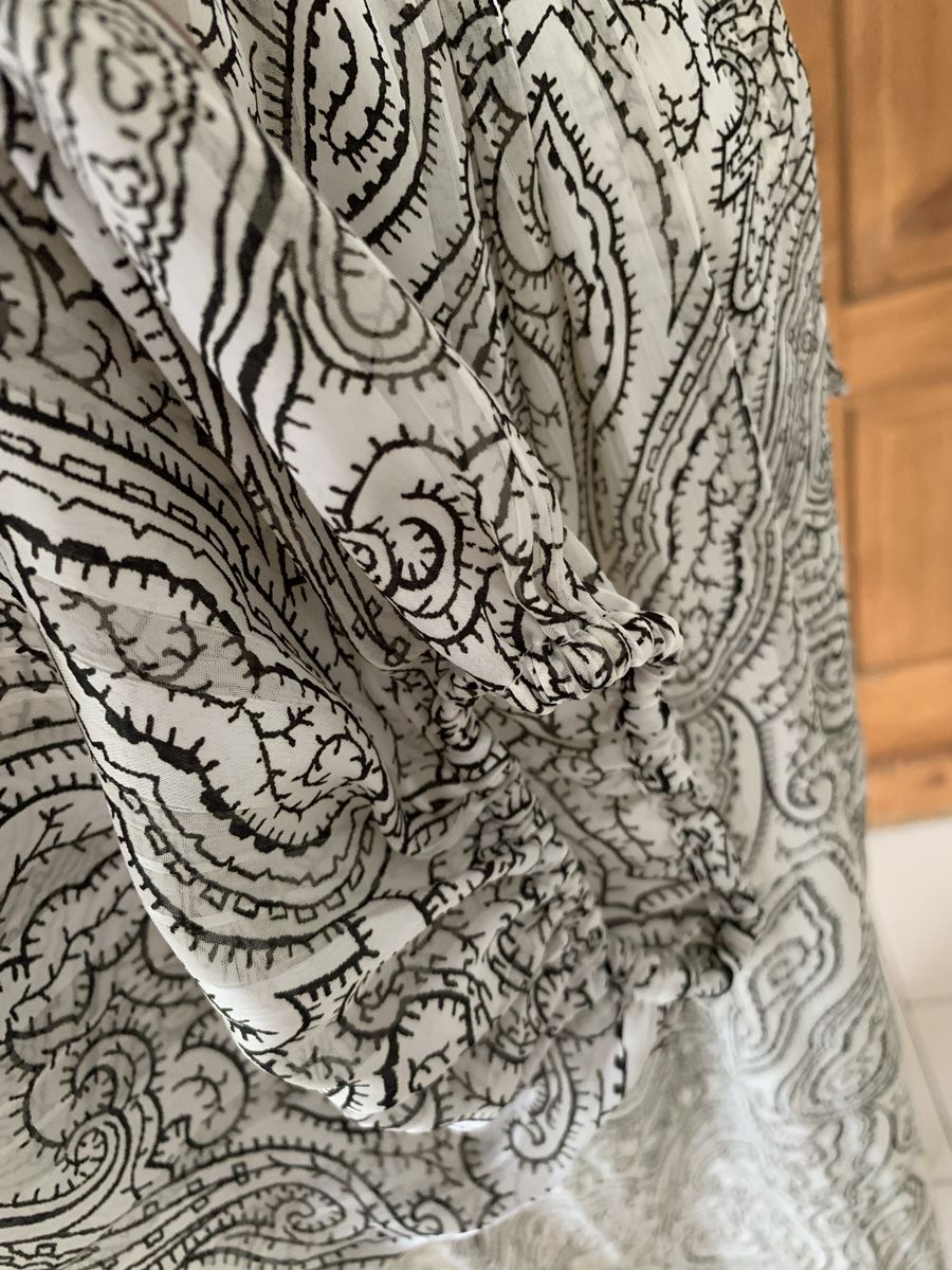 H&M Camicette: H&M Chiffonbluse Paisley Muster Gr. 4XL – Usato da Ellikon an der Thur venduto da Bali1999 4