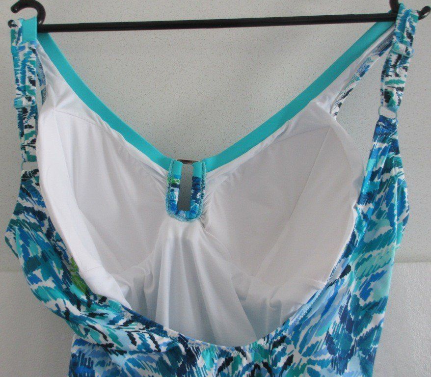 Costumi da bagno & Bikini: Badeanzug, Figurwunder  in Gr. 40, CUP Grösse D, NEU – Nuovo (secondo la descrizione) da Ostermundigen venduto da Schnubi86 3
