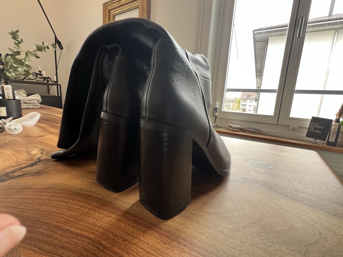 Damenschuhe: Lederstiefel mit Blockabsatz und breitem Schaft – Gebraucht aus Bern von globetrotter1988 3
