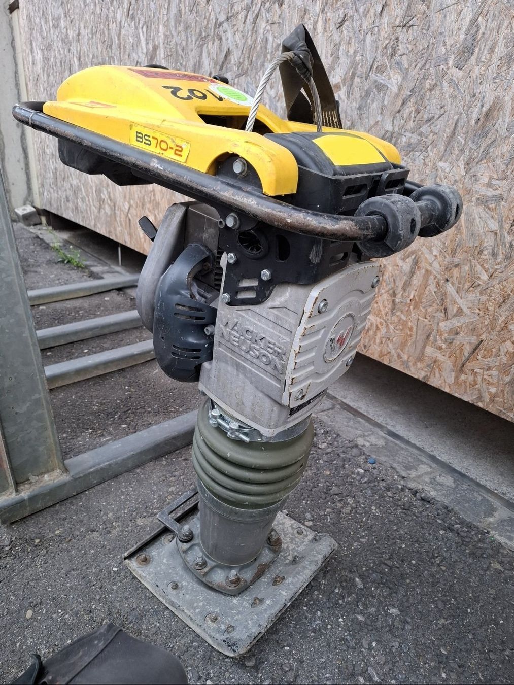 Wacker Neuson Tutte le macchine: Grabenstampfer Wacker Bs 70-2 – Usato da tamins venduto da MagazinGRZH