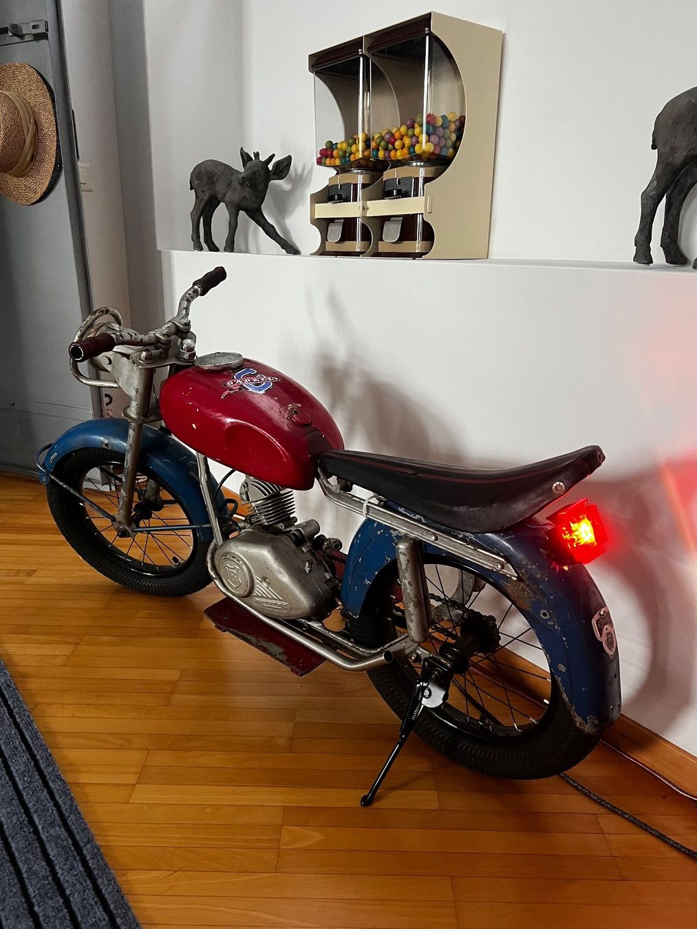 Ciclomotori: Oldtimer Karussell Töff – Usato da Rorschacherberg venduto da SambaT1 3