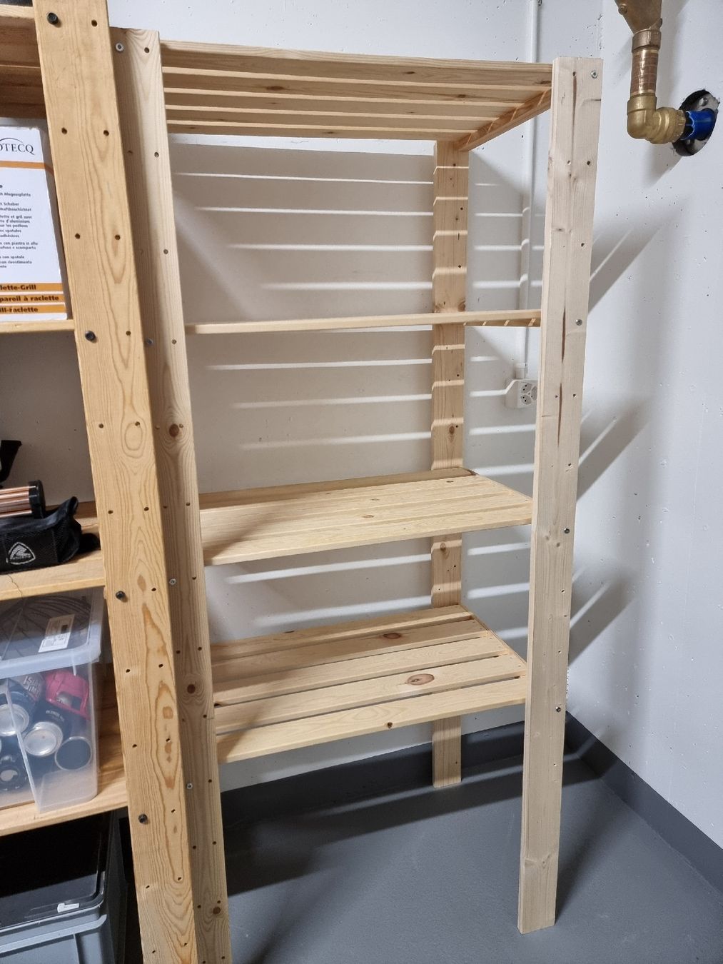 Ikea Scaffali: Kellerregal aus Holz einzeln + doppel – Usato da Grüningen venduto da savana19