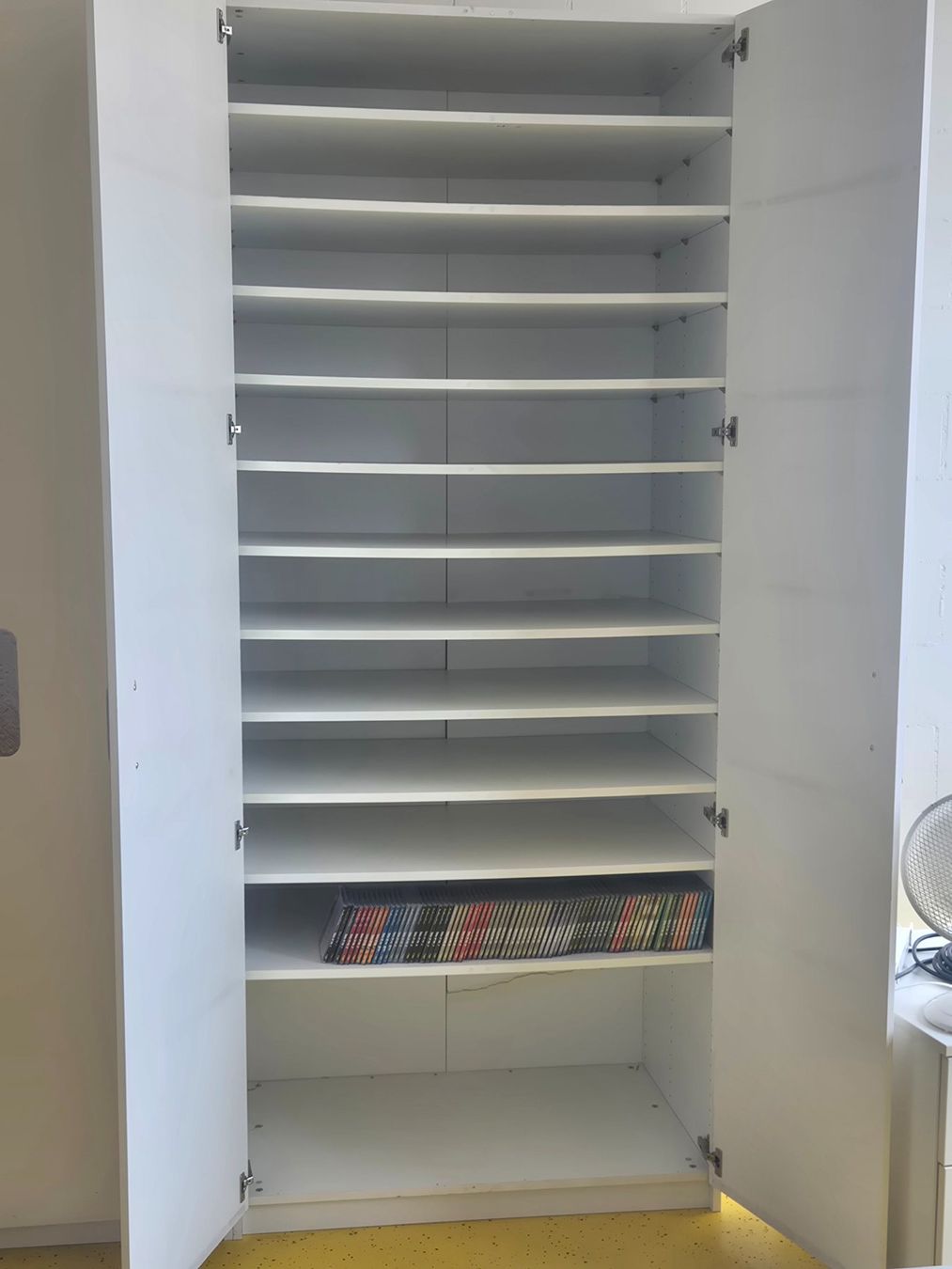 Ikea Armoires: Schränke "PAX" von IKEA – D'occasion à Ins par SCM_BV_CH 7