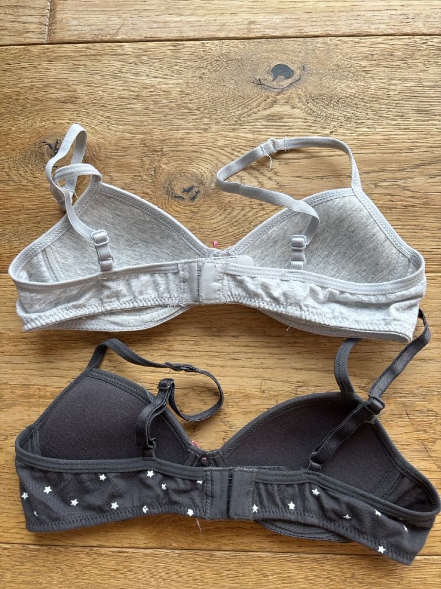 H&M Biancheria intima: 2er Set Mädchen BHs, Grösse 140 – Usato da Wilen b. Wil venduto da b-mountain 1
