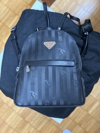 Molleruss Rucksack in Schwarz/silber - Stilvoll & Praktisch