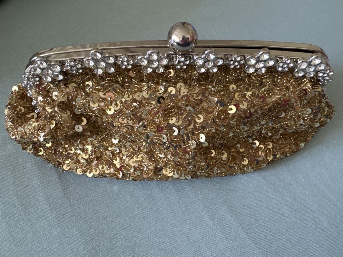 Borse da donna: Abendtasche mit goldfarbenen Pailletten – Usato da Zürich venduto da starsz 3