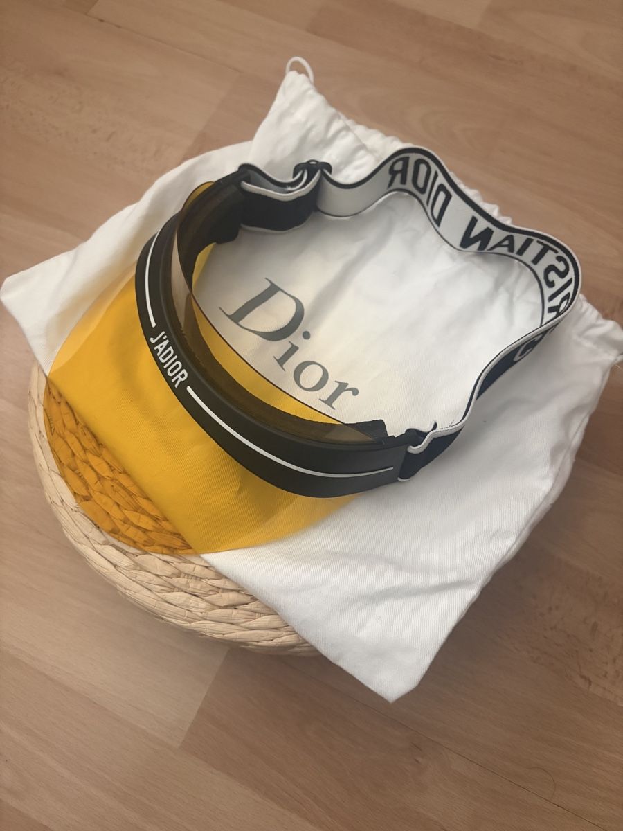 Dior Copricapi, berretti & cappellini: Visor Christian Dior Damen neuwertig – Nuovo (secondo la descrizione) da St. Gallen venduto da sfmarket 1