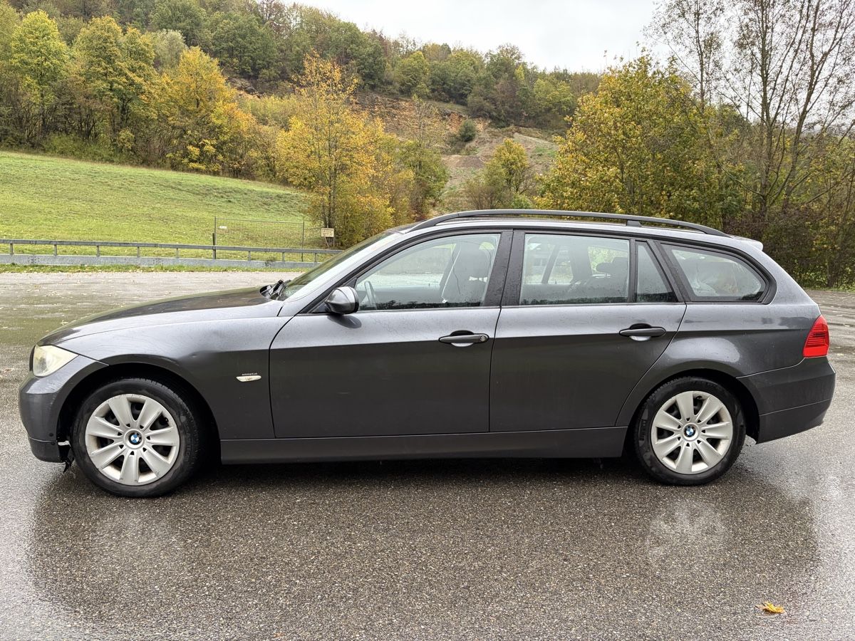 BMW Automobili: BMW 318i Touring E91 – Usato da Kappel SO venduto da MiTrading 4