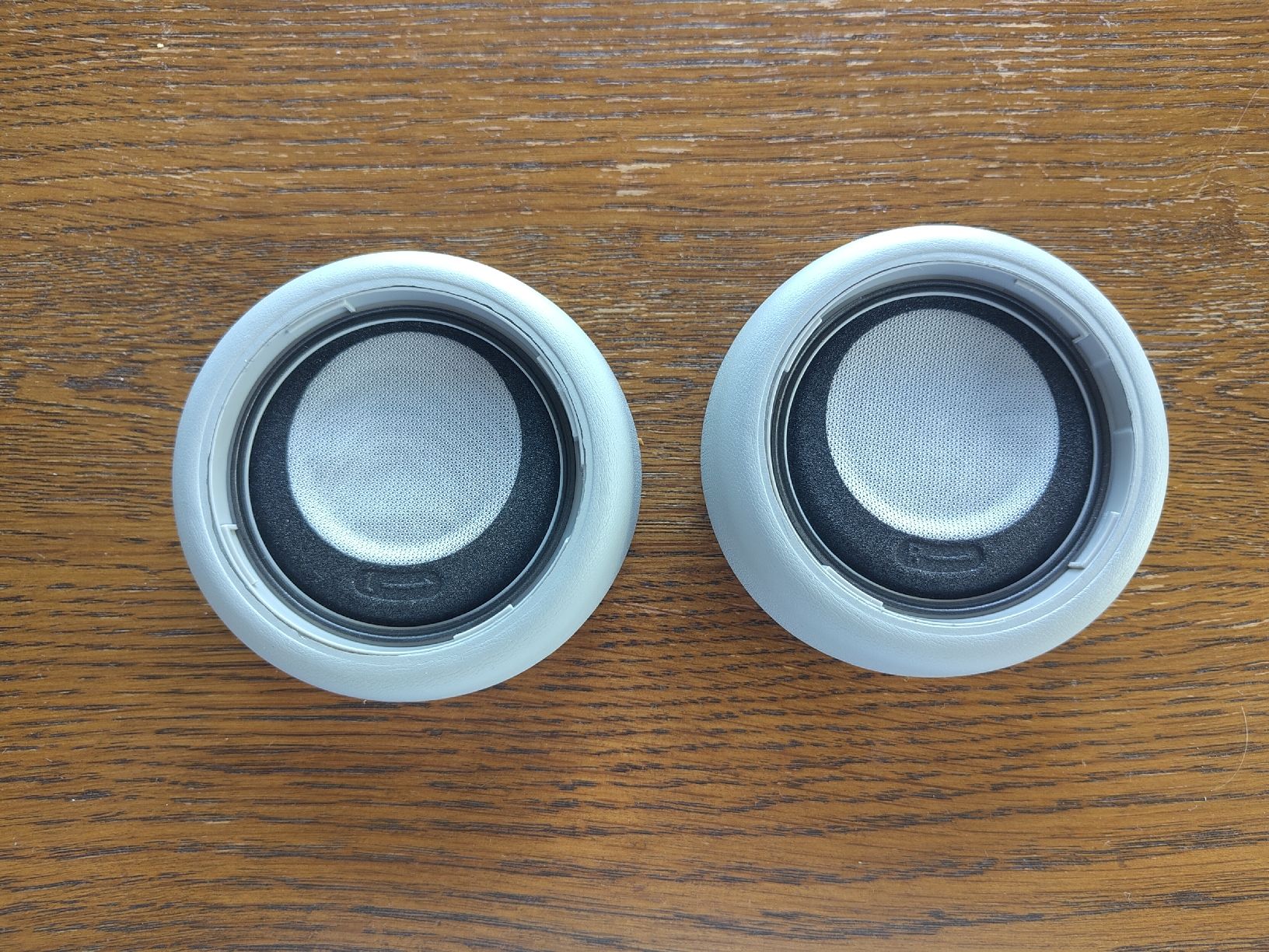 Microsoft Kopfhörer: Surface Headphones Ohrpolster – Gebraucht aus Basel von mauuu1234 1