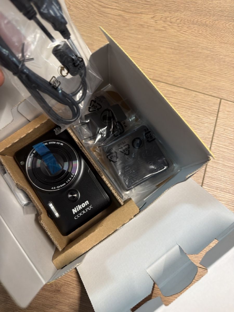 Coolpix Kamera: Fotocamera Nikon Coolpix S6900 nera – Gebraucht aus basel von Swiss._.1978 5