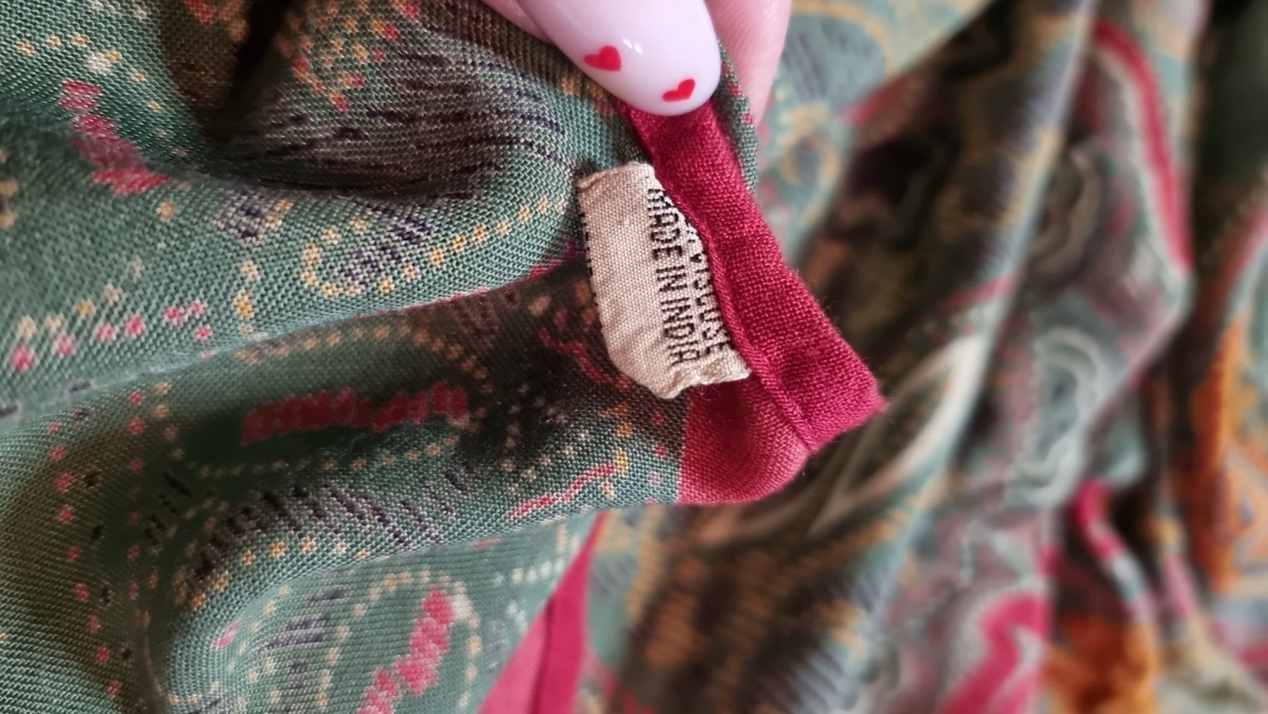 Foulard & Sciarpe: 🌺Foulard/Schal🌺 – Usato da Wald ZH venduto da CapLux 7