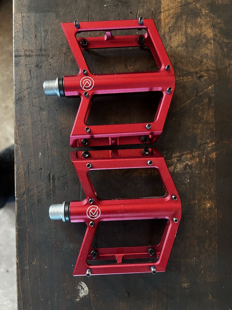Ersatzteile: Flat Pedal Acros - Top Grip – Gebraucht aus Schönengrund von Oldbutgold93