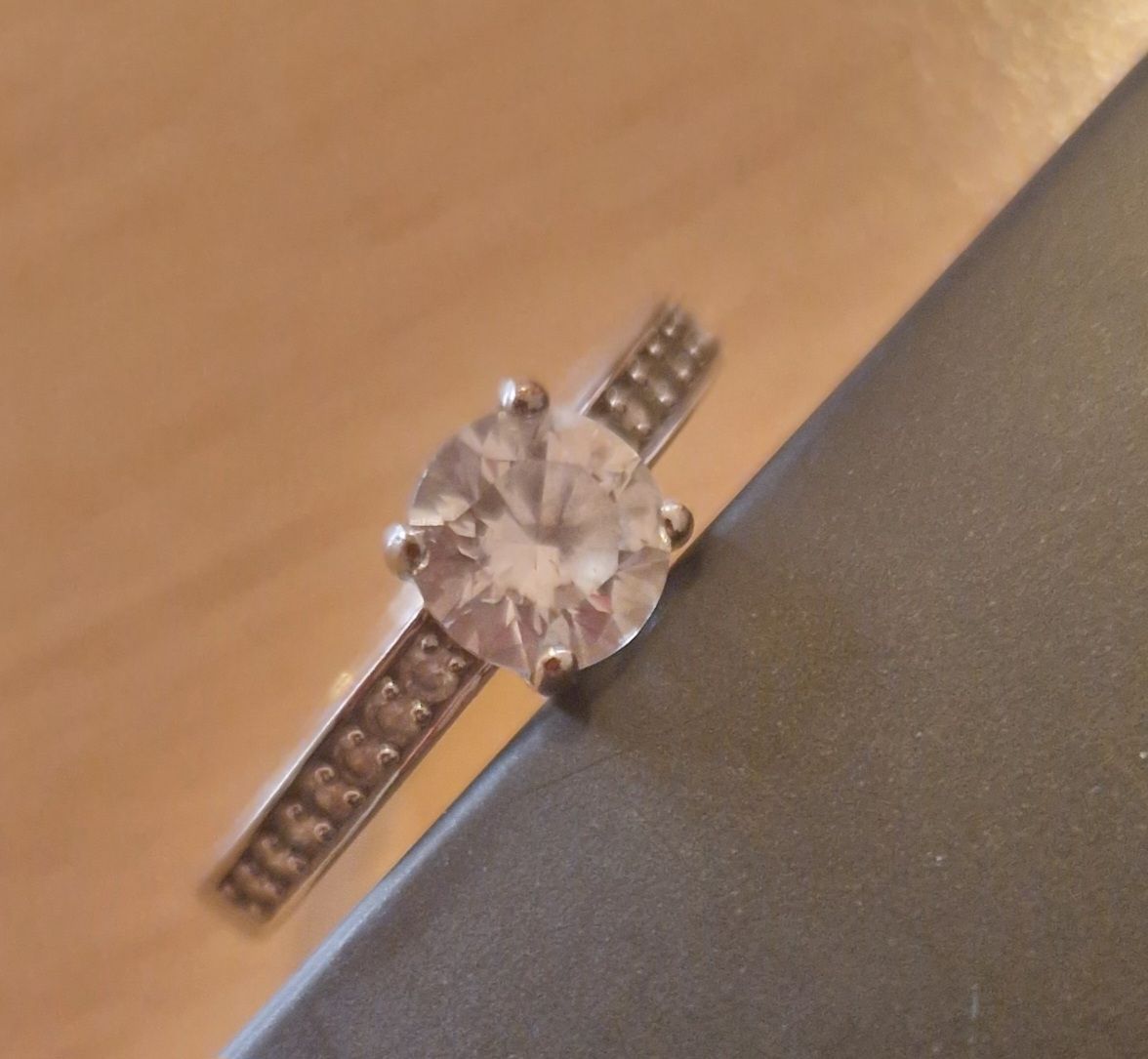 Swarovski Anelli: Bague swarovski argentée taille 65 – Nuovo (secondo la descrizione) da Versoix venduto da aline_b