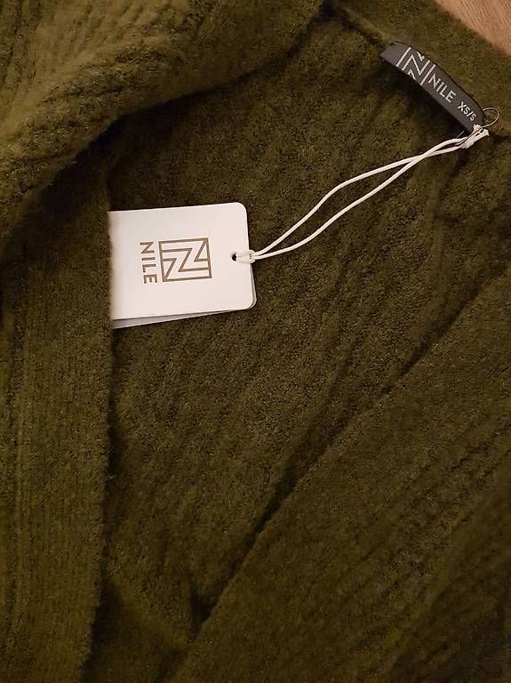 Nile Giacche: NILE.  Strickjacke.  Neu – Usato da Wetzikon ZH venduto da med_2y76 3