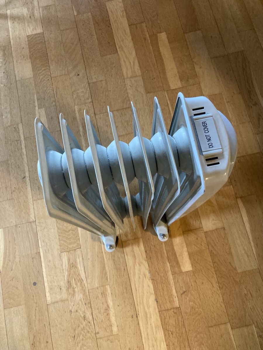 Trisa Radiatori: Tristar Heizkörper Radiator – Usato da Stäfa venduto da matrat 2