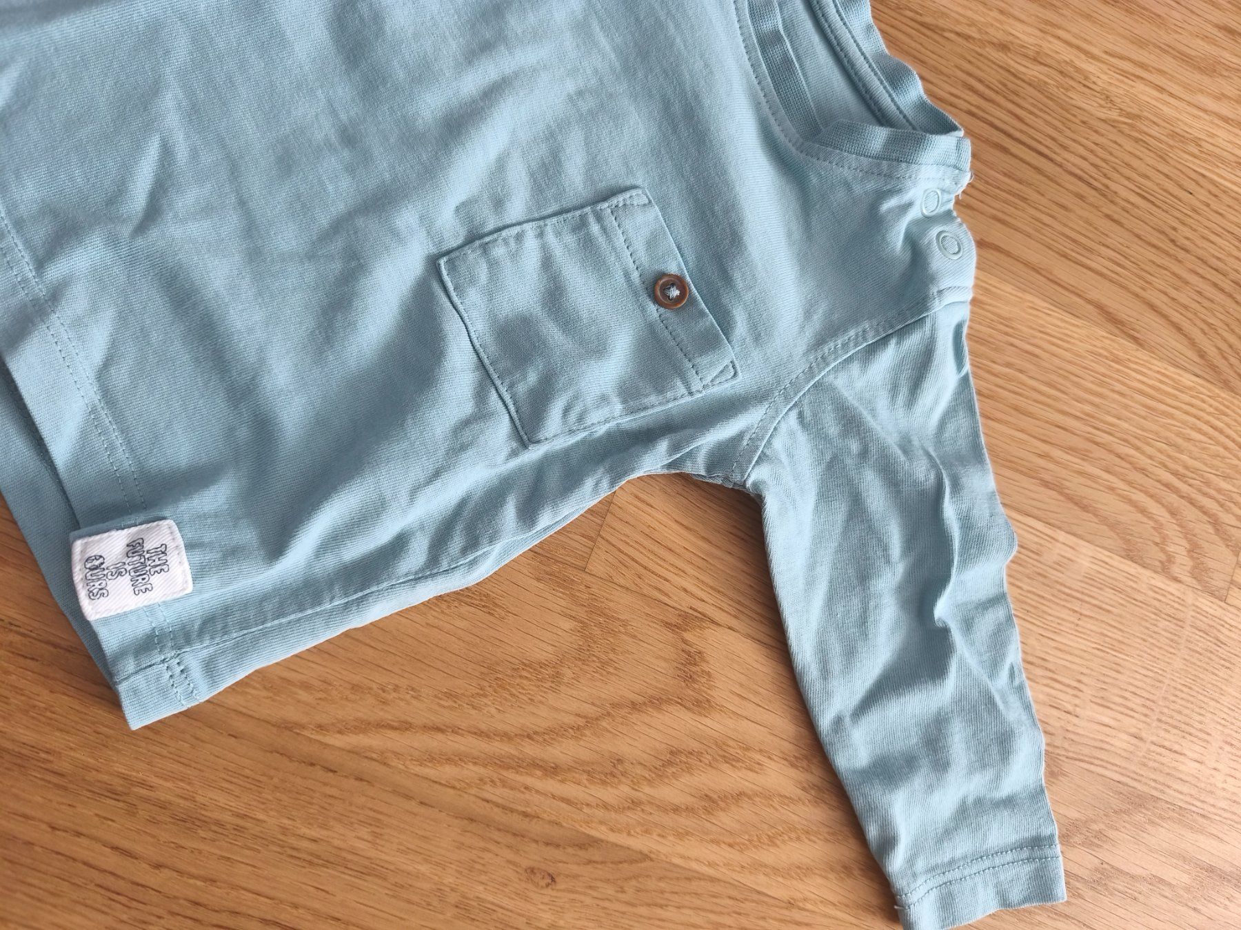 Lotti & Set di vestiti: Baby Trainer hellblau Gr. 62 – Usato da Näfels venduto da ChocolateMuffin 1