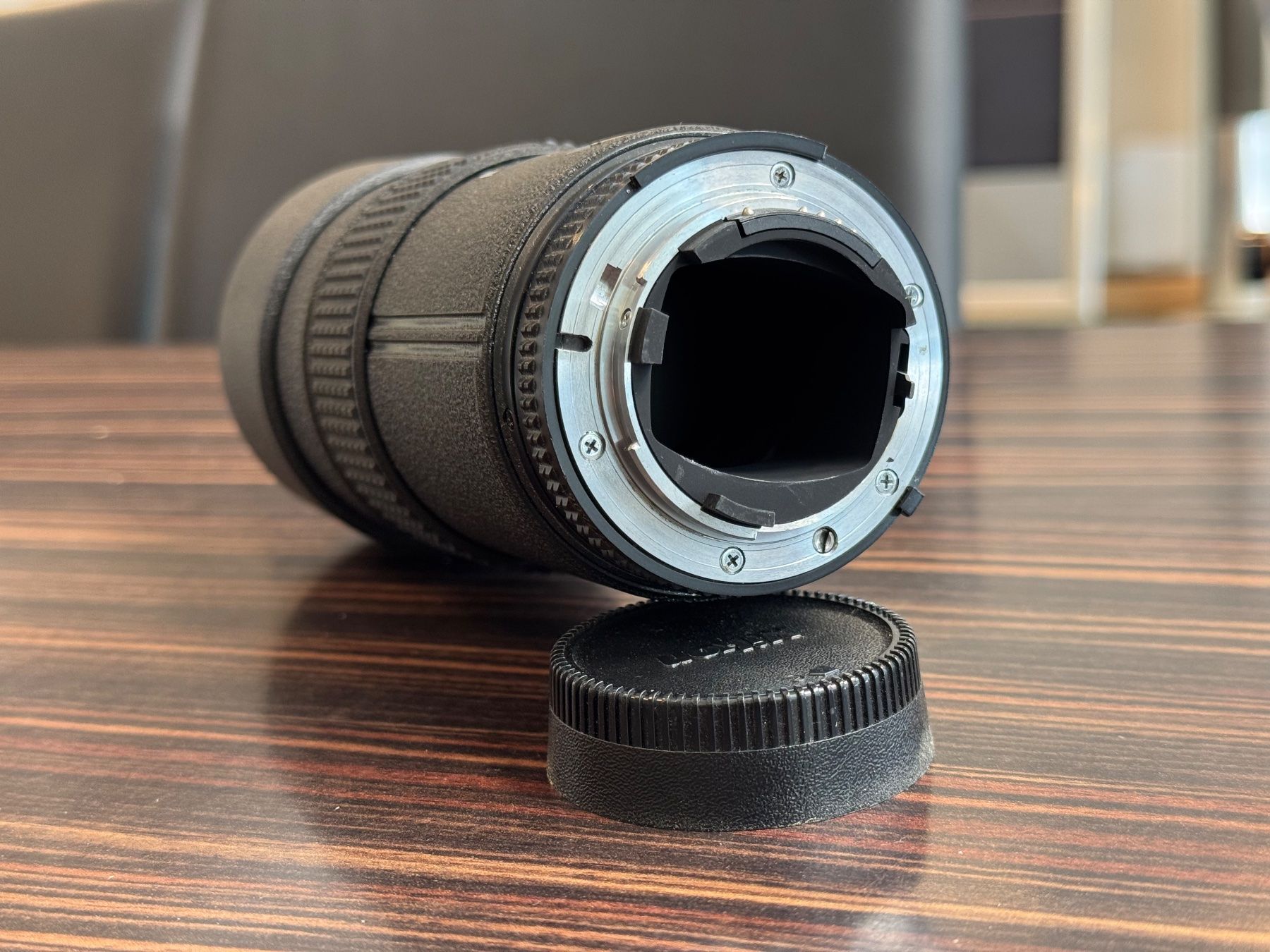Nikkor Obiettivi: Nikon AF Nikkor 180mm 1:2.8 ED – Usato da Zürich venduto da KochphotoAG 2