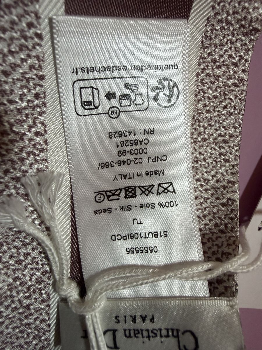 Dior Foulard & Sciarpe: Dior Seiden Mitzah-Schal – Nuovo (secondo la descrizione) da Bern venduto da Blueangel6 7